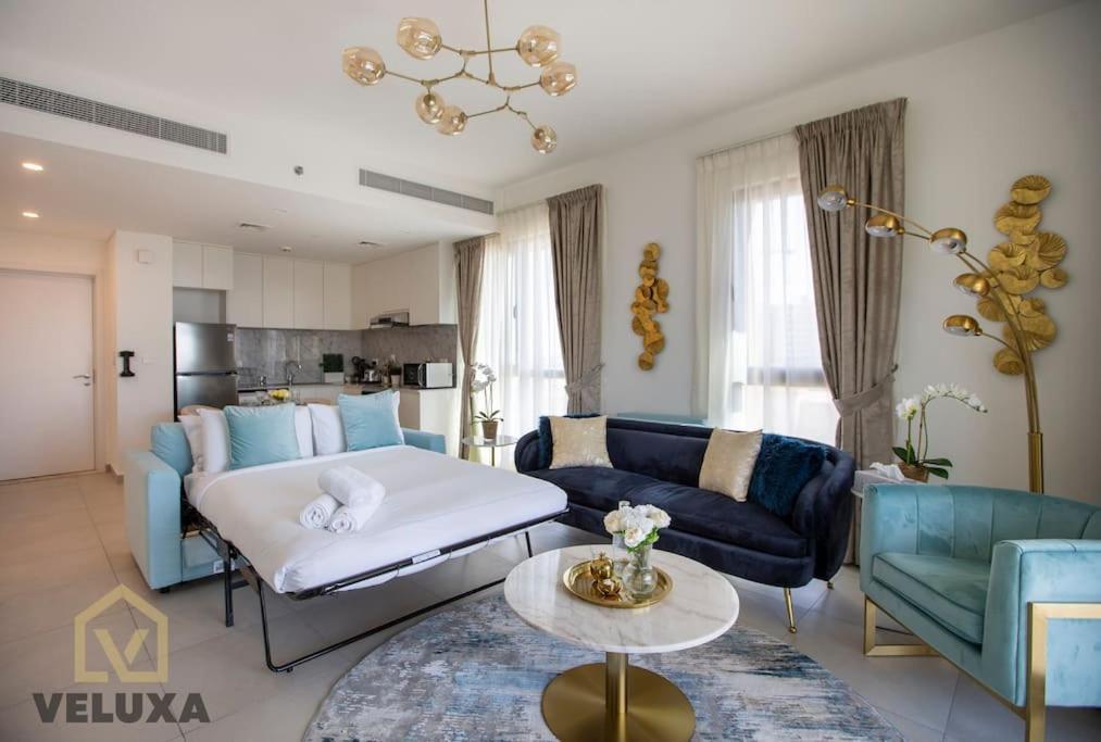 Veluxa - Luxury And Bright 1 Bedroom Apartment, Burj View! Dubai Exteriör bild