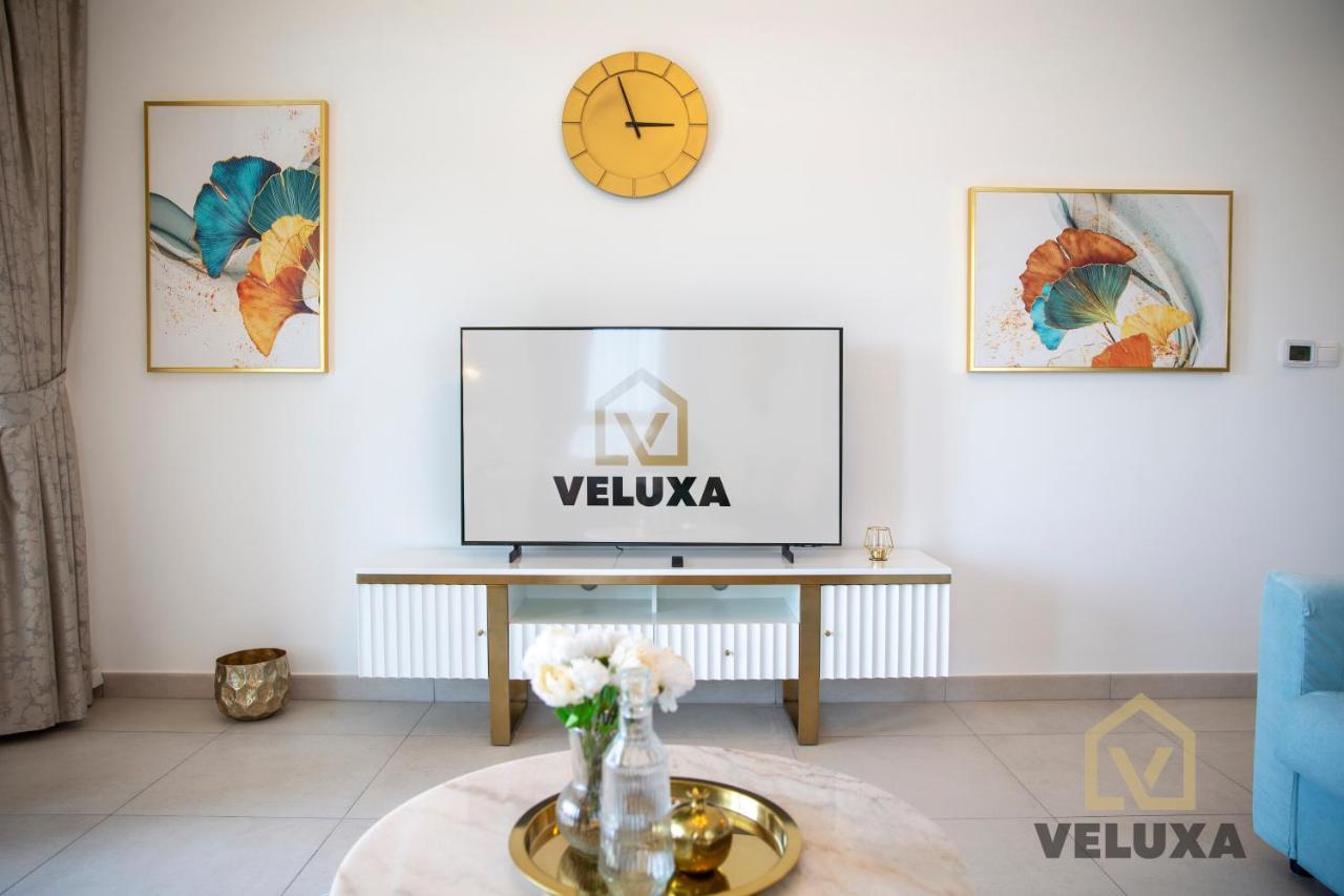 Veluxa - Luxury And Bright 1 Bedroom Apartment, Burj View! Dubai Exteriör bild